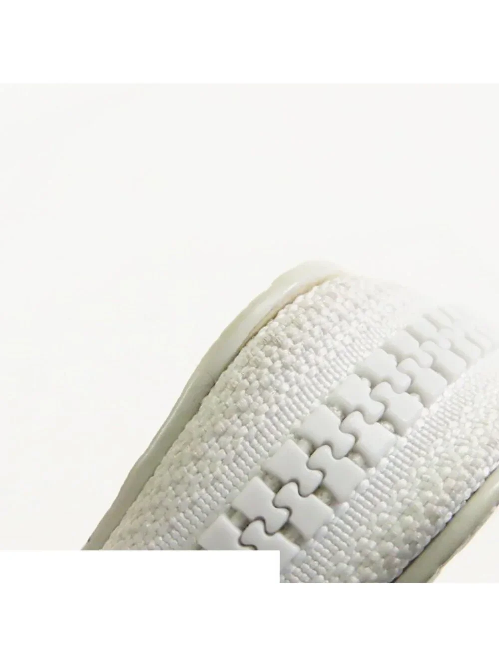 Louis Vuitton Zippy Wallet Vertical LV Friend White Monogram Taurillon